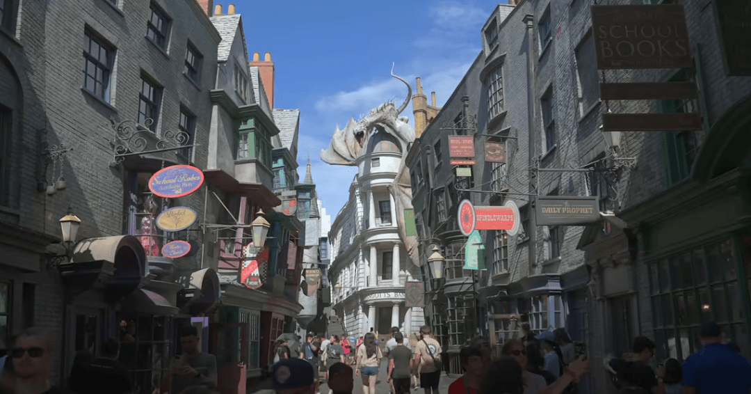 best time to visit universal studios